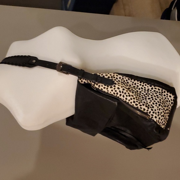 Purse - Picture 2 of 11
